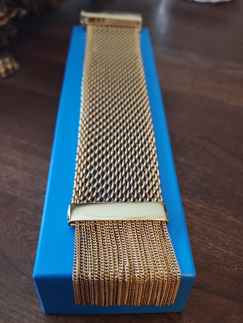 VINTAGE Gold Mesh Bracelet Strap - Sleek Modern Design